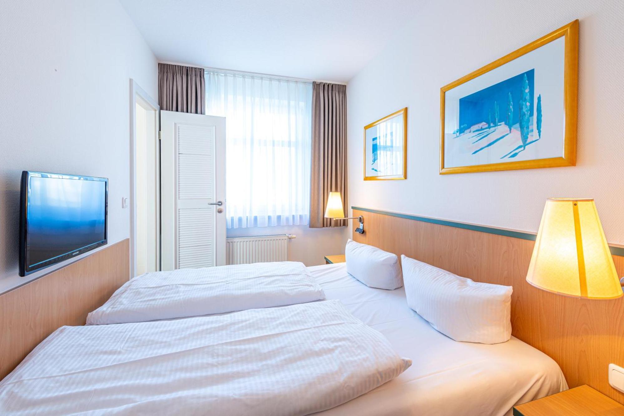 Am Weststrand Apartmenthaus Waldeck Ostseebad Kühlungsborn Екстериор снимка