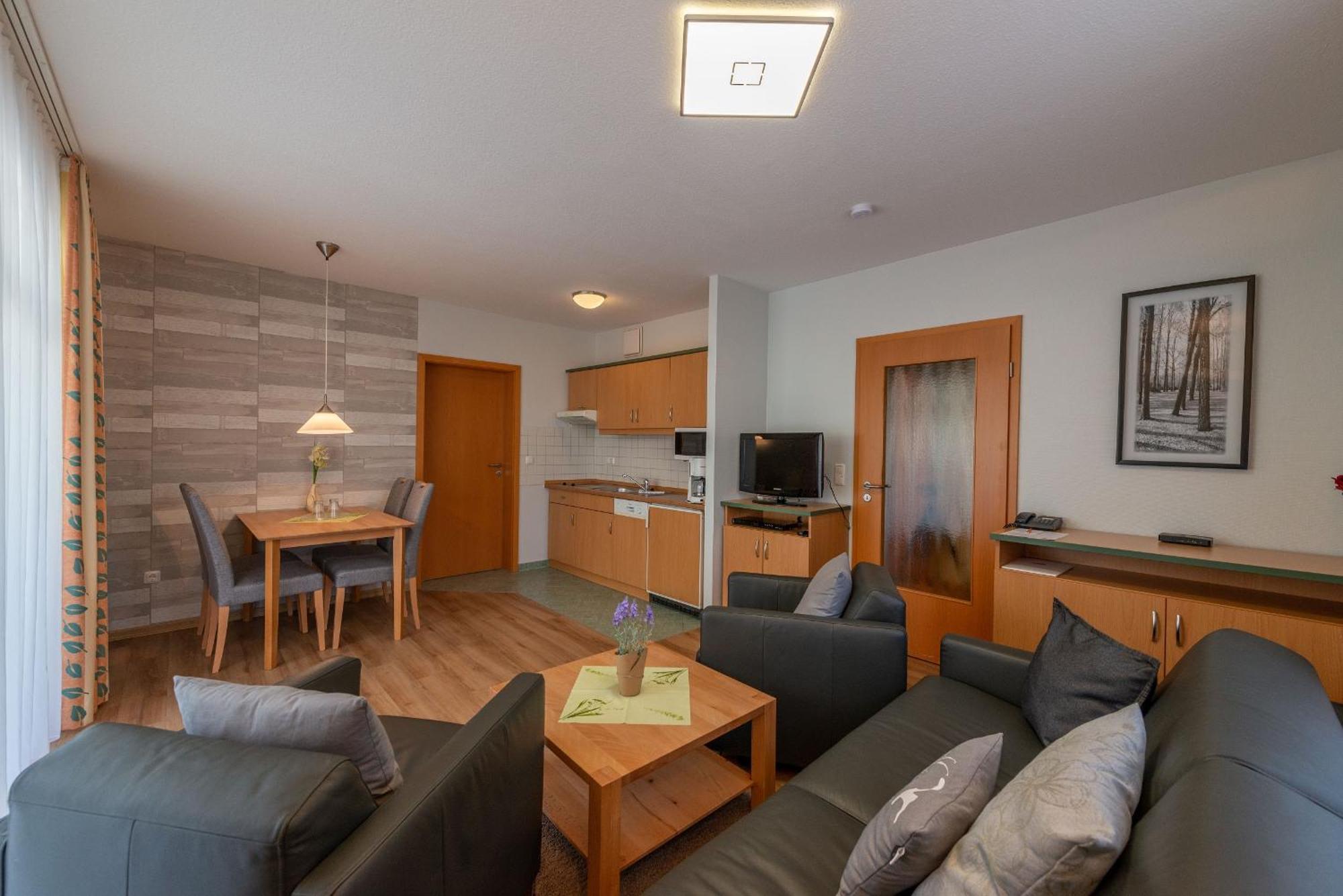 Am Weststrand Apartmenthaus Waldeck Ostseebad Kühlungsborn Екстериор снимка