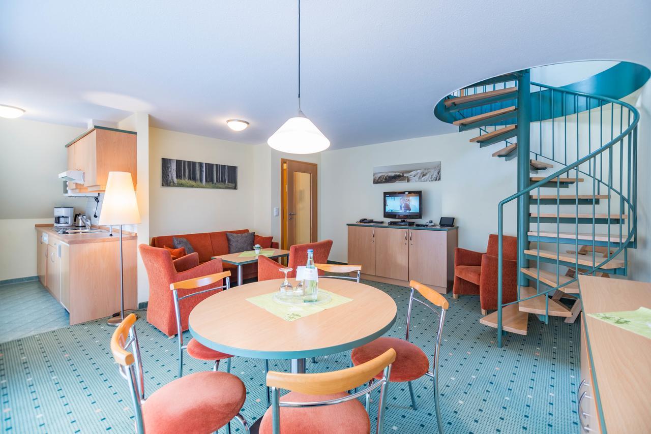 Am Weststrand Apartmenthaus Waldeck Ostseebad Kühlungsborn Екстериор снимка